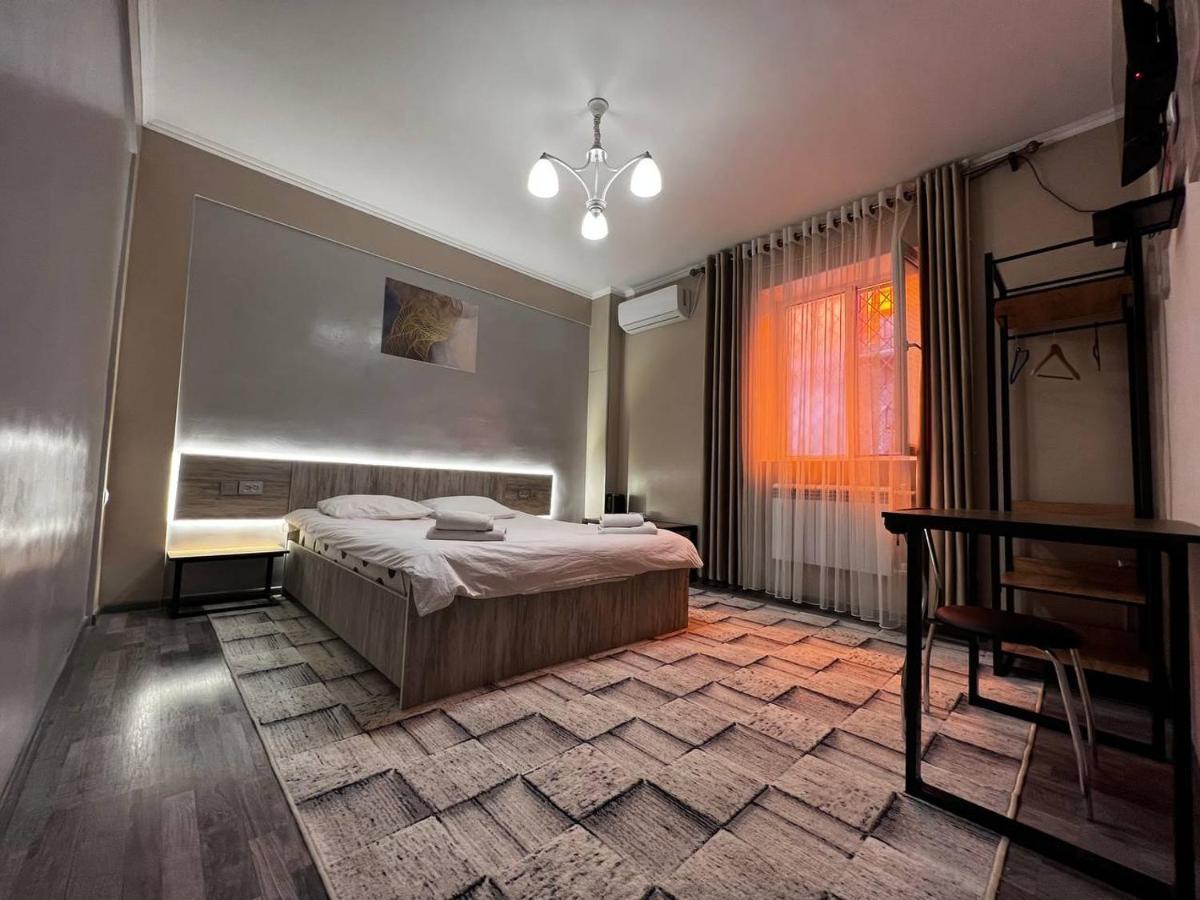 Ave Hotel Osh Ngoại thất bức ảnh